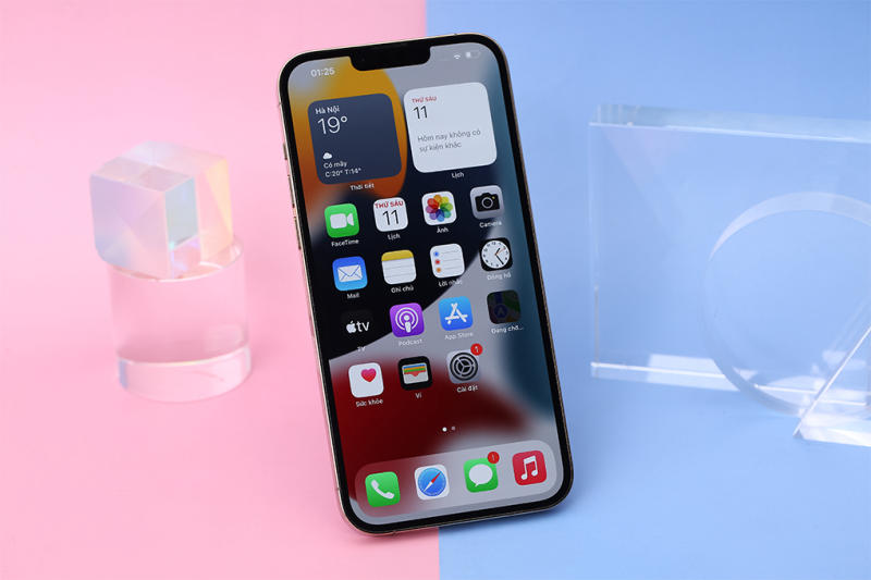 iPhone 13 sử dụng thanh RAM 4 GB và iPhone 13 Pro Max là 6 GB